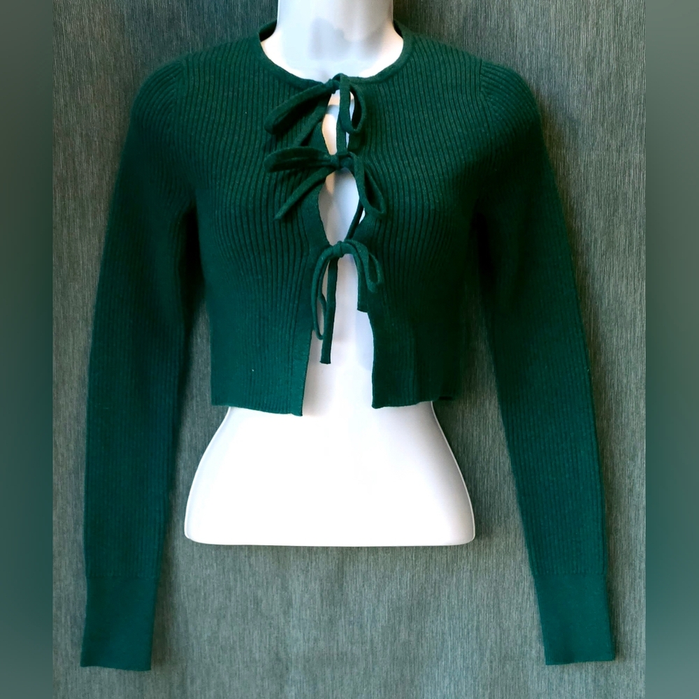 Green Wild Fable Blouse Tie-Front design